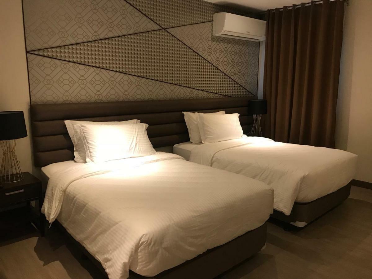 Maxx Hotel Ortigas Pasig City Dış mekan fotoğraf